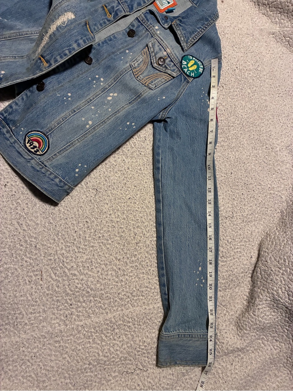 Hollister Light Blue Denim Jacket with Fun Patches, size large, 100% cotton - Picture 4 of 15